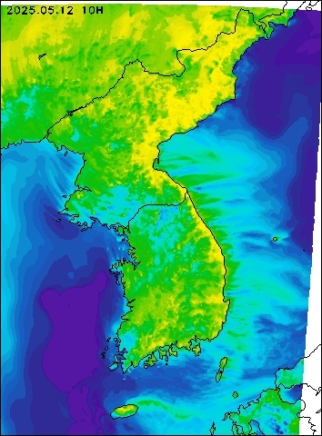 2025-05-12 10 : 00