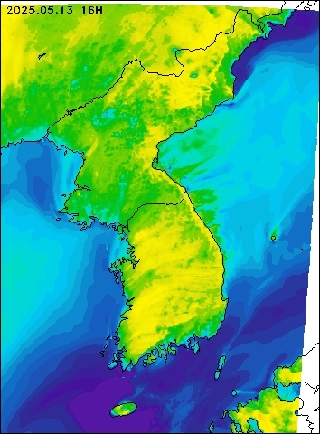 2025-05-13 16 : 00