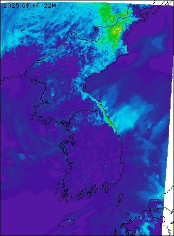 2025-05-16 22 : 00
