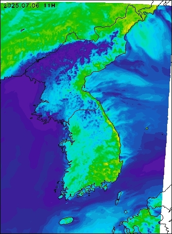 2025-07-06 11 : 00