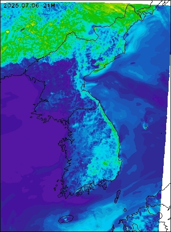 2025-07-06 21 : 00