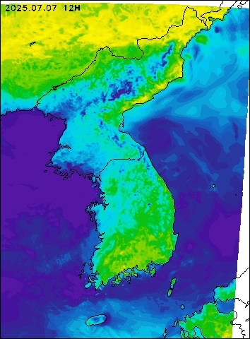 2025-07-07 12 : 00