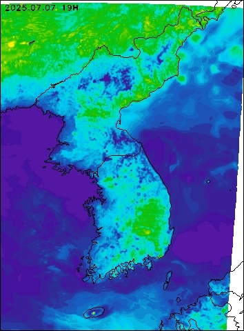 2025-07-07 19 : 00