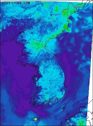 2025-07-08 07 : 00