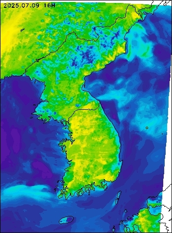 2025-07-09 16 : 00