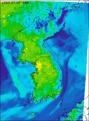 2025-07-10 18 : 00