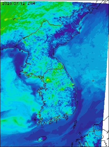 2025-07-12 21 : 00