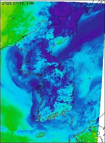 2025-07-15 13 : 00