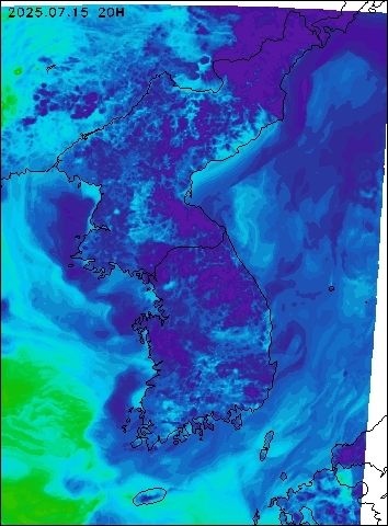 2025-07-15 20 : 00