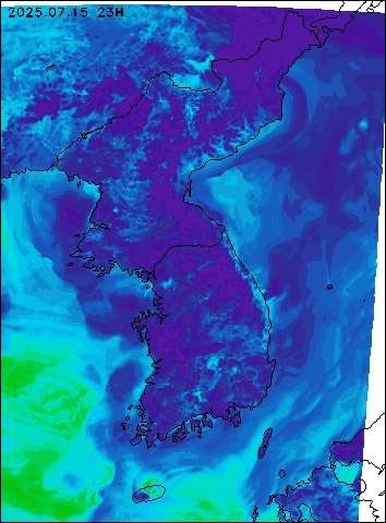 2025-07-15 23 : 00