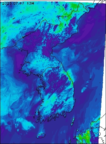 2025-07-17 13 : 00