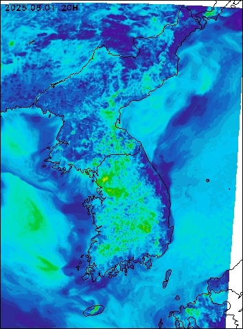2025-08-01 20 : 00