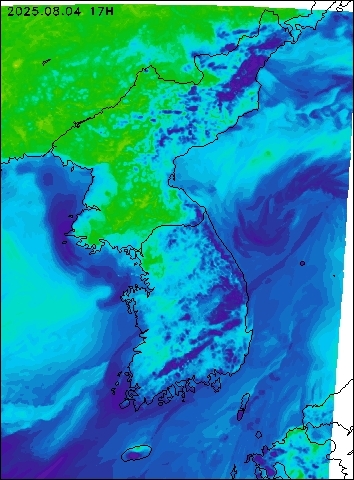2025-08-04 17 : 00