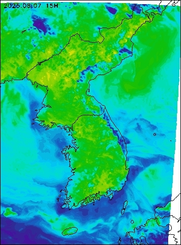 2025-08-07 15 : 00
