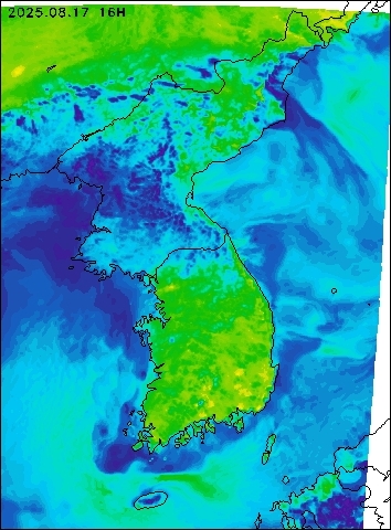 2025-08-17 16 : 00