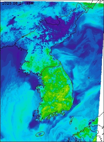 2025-08-21 15 : 00