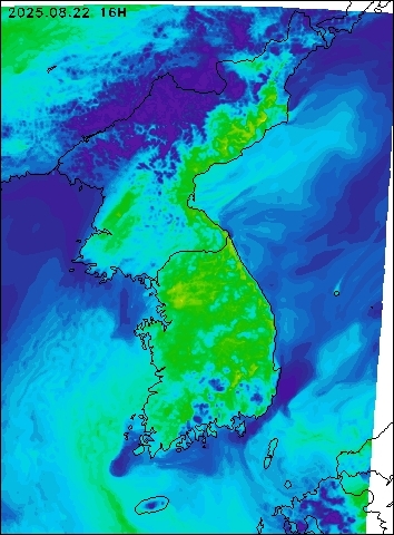2025-08-22 16 : 00