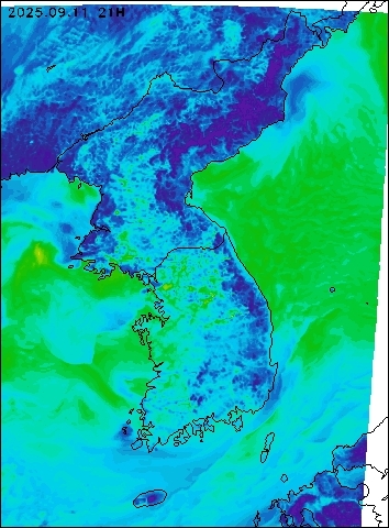 2025-09-11 21 : 00