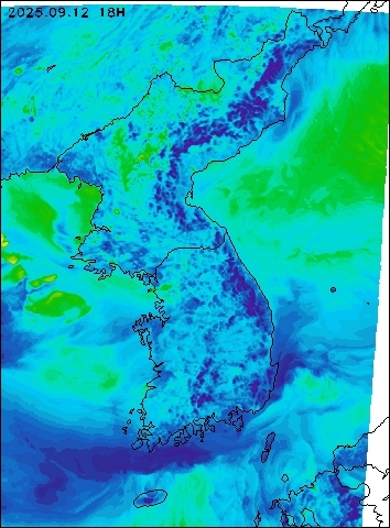 2025-09-12 18 : 00
