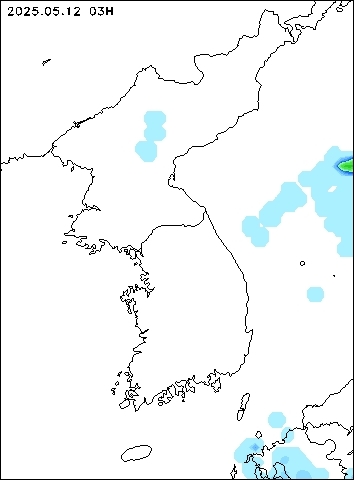 2025-05-12 03 : 00