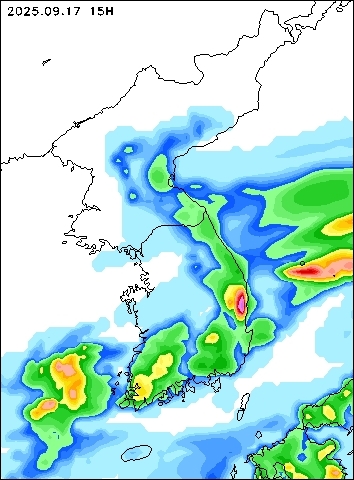 2025-09-17 15 : 00