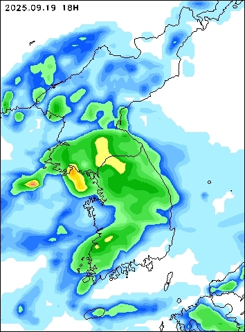 2025-09-19 18 : 00