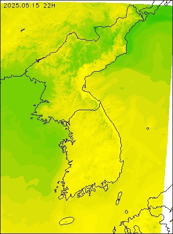 2025-05-15 22 : 00