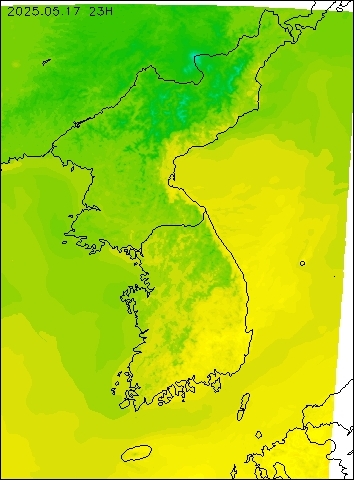 2025-05-17 23 : 00