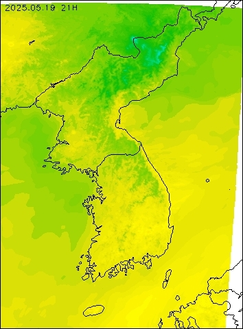 2025-05-19 21 : 00