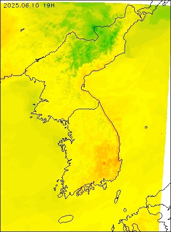 2025-06-10 19 : 00