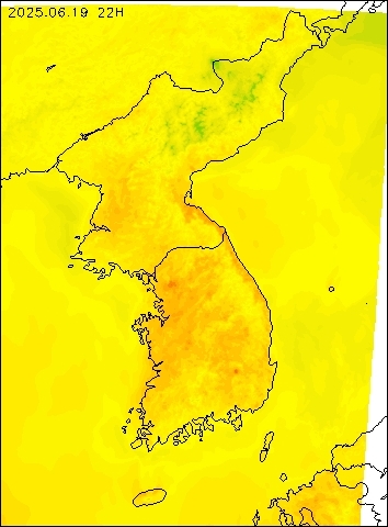 2025-06-19 22 : 00