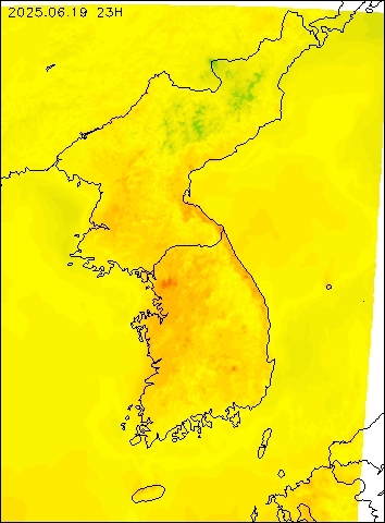 2025-06-19 23 : 00