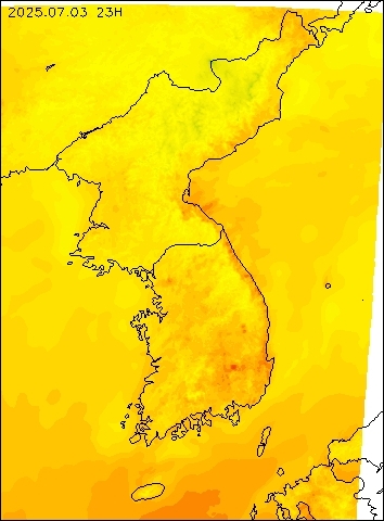 2025-07-03 23 : 00