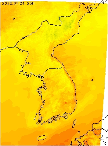2025-07-04 23 : 00