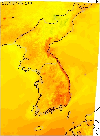 2025-07-06 21 : 00