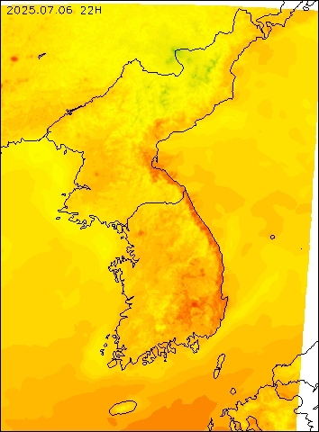 2025-07-06 22 : 00