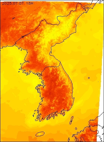 2025-07-07 18 : 00