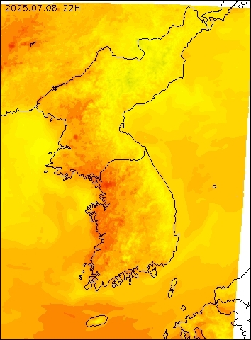 2025-07-08 22 : 00