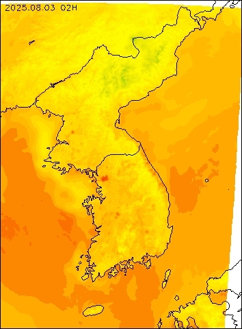 2025-08-03 02 : 00