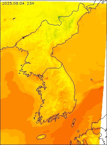 2025-08-04 23 : 00