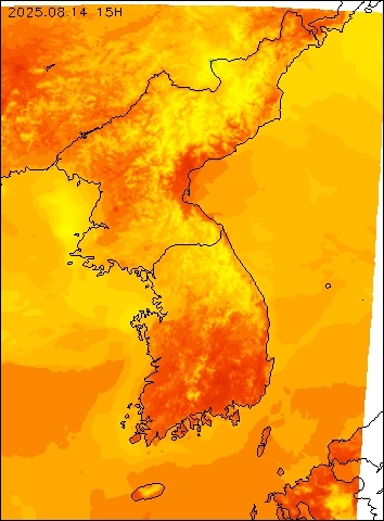 2025-08-14 15 : 00