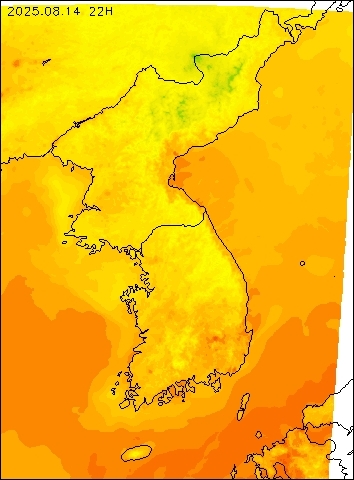 2025-08-14 22 : 00