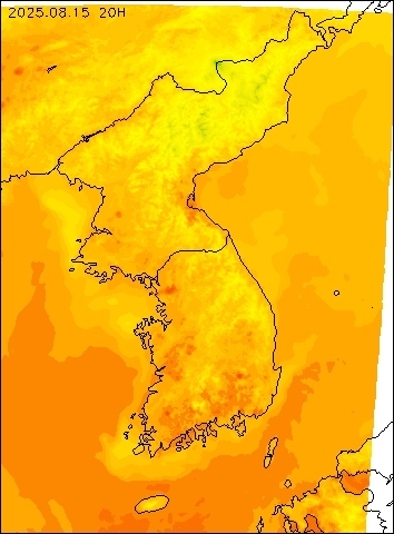 2025-08-15 20 : 00