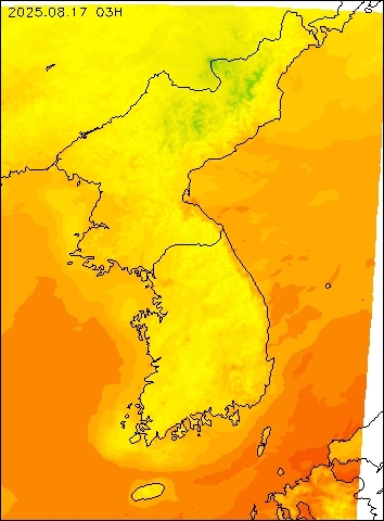 2025-08-17 03 : 00