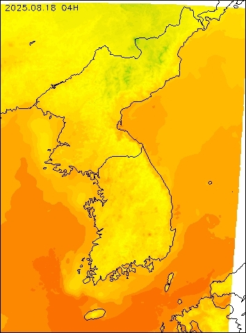 2025-08-18 04 : 00
