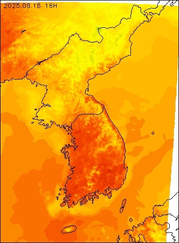 2025-08-18 16 : 00