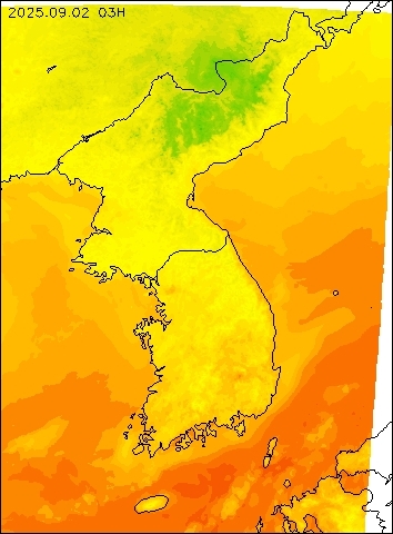 2025-09-02 03 : 00