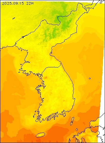 2025-09-15 22 : 00