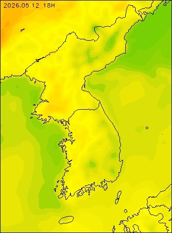 2026-05-12 18 : 00