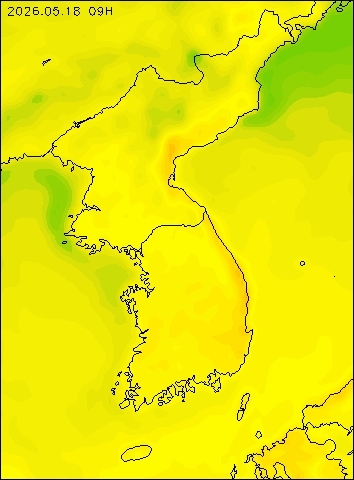 2026-05-18 09 : 00